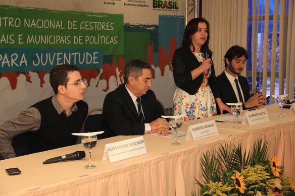 1237623_514467775298790_1395664244_n