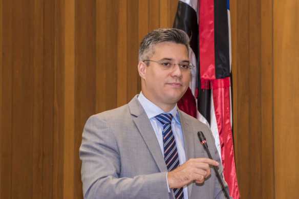 cf4e3189d6598adde21d0146a7d4d96a