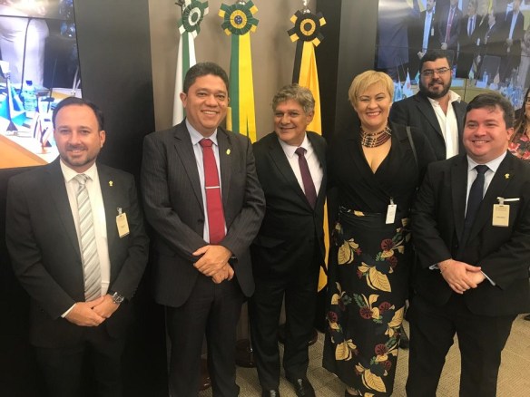 14265_14265_da_esquerda_para_direita_carlos_augusto_toledo_presidente_crf_ma_marcelo_rosa_carlos_toledo_presidente_do_cff_kallyne_bezerra_e_fabricio_torres_crf_ma_9015338967183505700_1319910590455294710